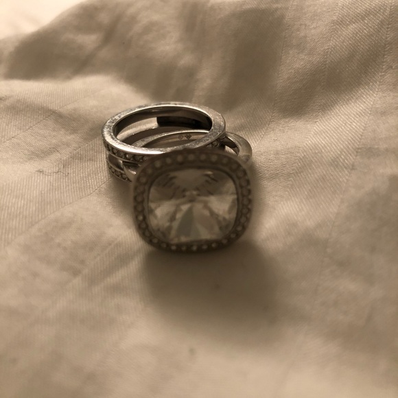 Swarovski ring - Picture 2 of 2